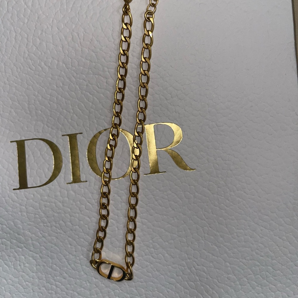 PETIT CD CHOKER NECKLACE